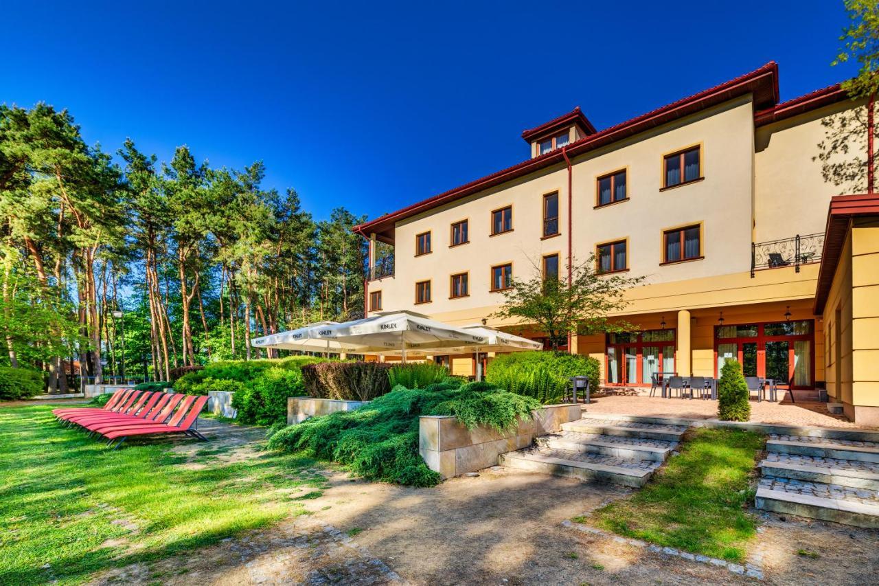 Hotel Pan Tadeusz سيروتك المظهر الخارجي الصورة